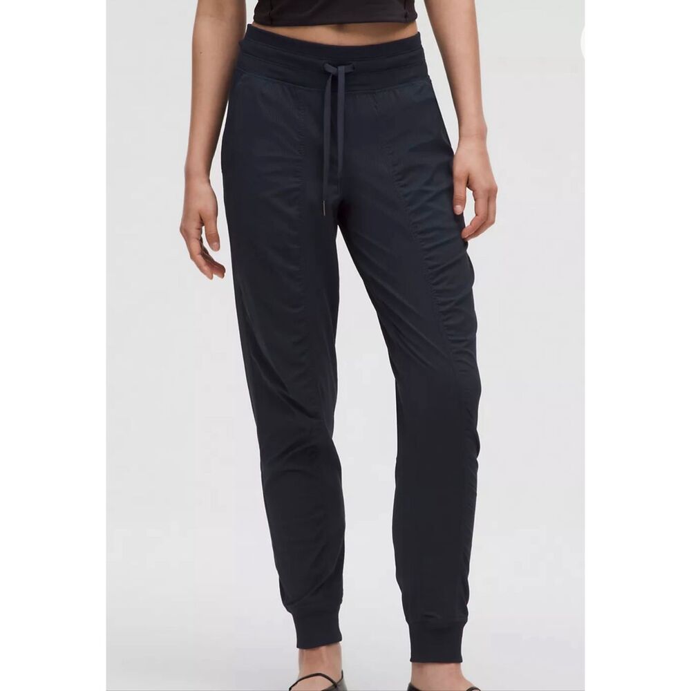Lululemon Dance Studio Mid-Rise Black Tall Athletic Jogger Pants Women's Small